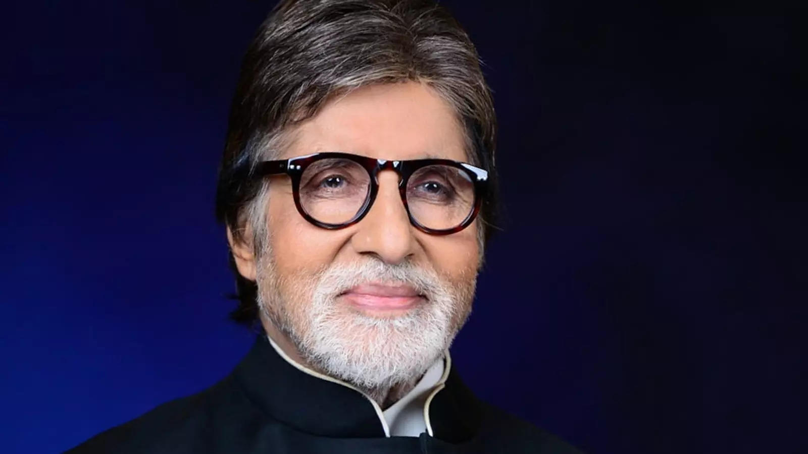 Amitabh Bachchan - 4 Wallpapers - Bollywood Wallpapers Download, Indian Hot  Celebrities Wallpapers, Bollywood Actors And Actorsses, Hot Wallpapers  Download, Desktop Wallpapers, Sexy Bollywood Actresses