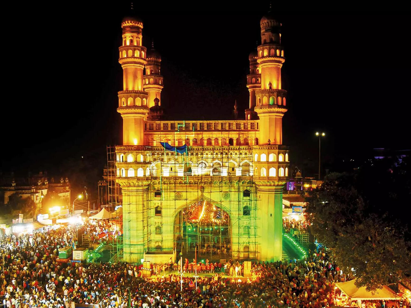 The king of carnivals comes to Charminar | Hyderabad News - Times of India