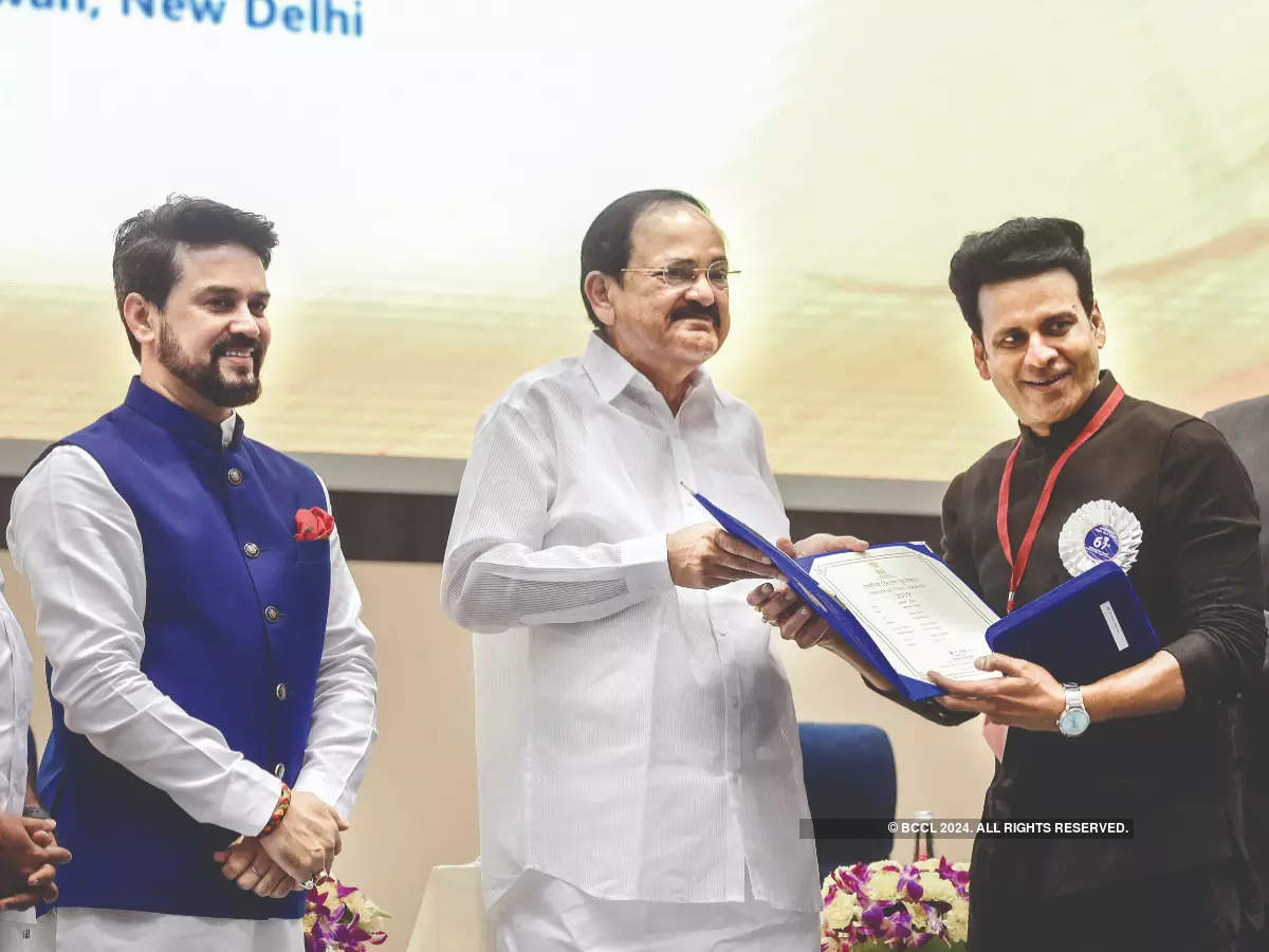 Kangana Ranaut Manoj Bajpayee And Dhanush Headline The 67th National Film Awards In Delhi Hindi Movie News Times Of India