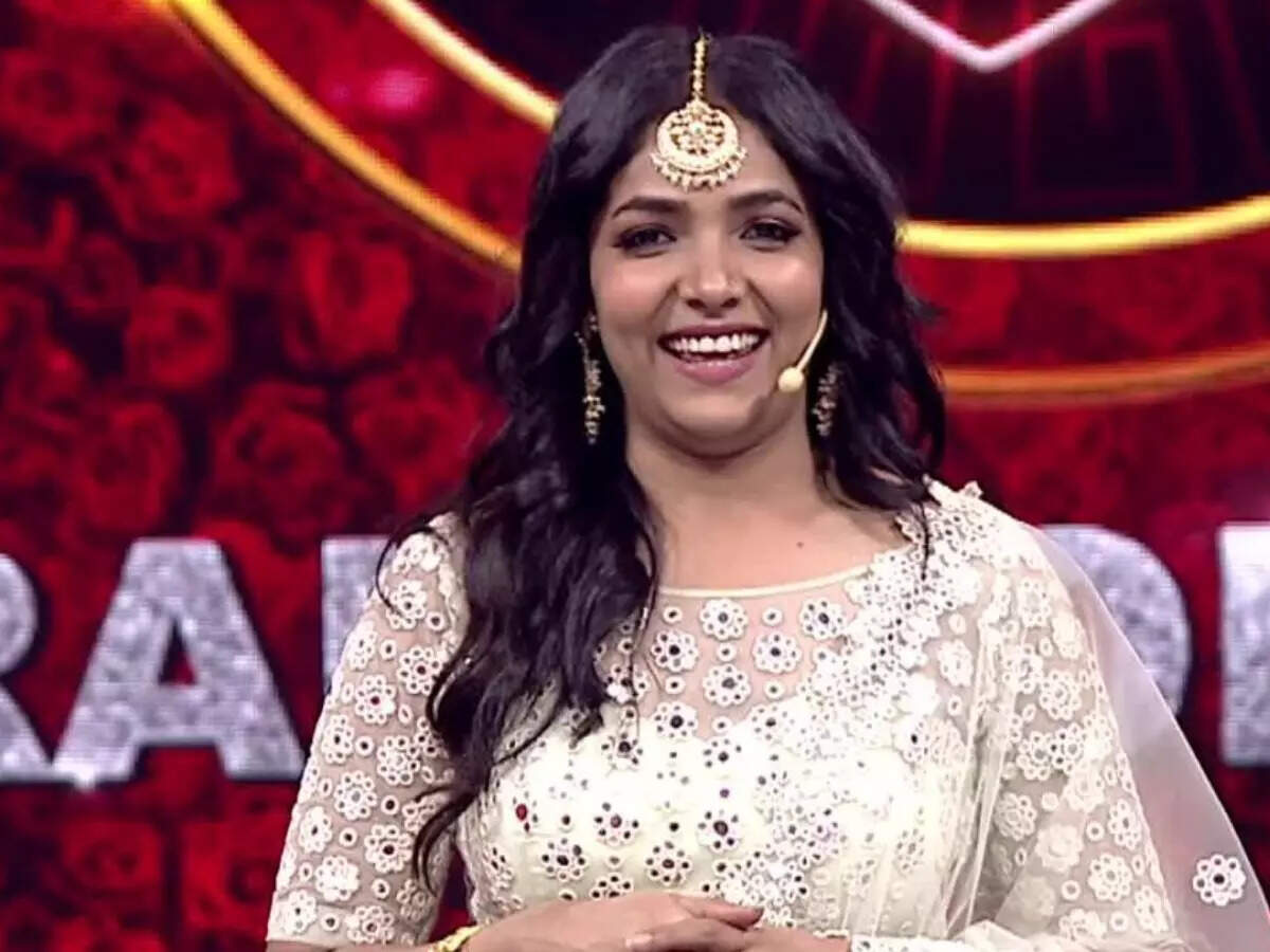 Raja Rani: Contestants to showcase their acting prowess in semi-finale  round - Times of India