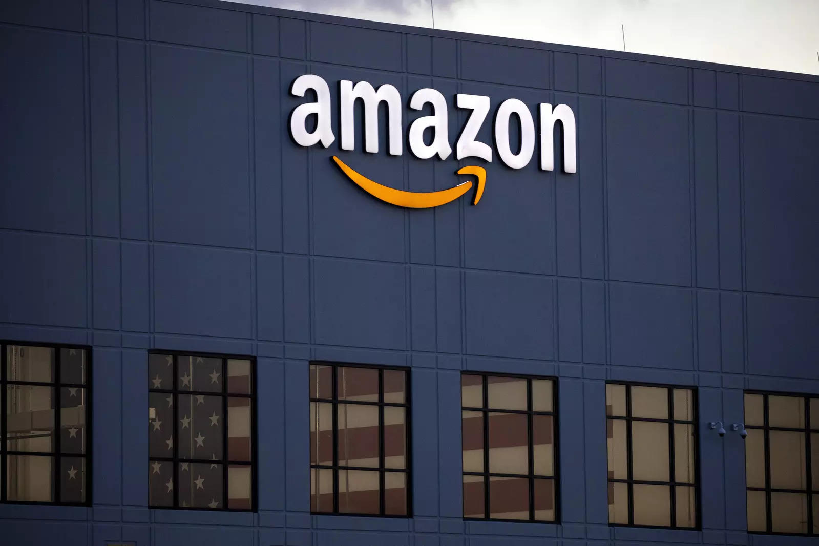 Amazon reported a profit of $6.2 billion, or $6.12 per share, for the three-month period ended September 30. (Photo: Dave Sanders/The New York Times)
