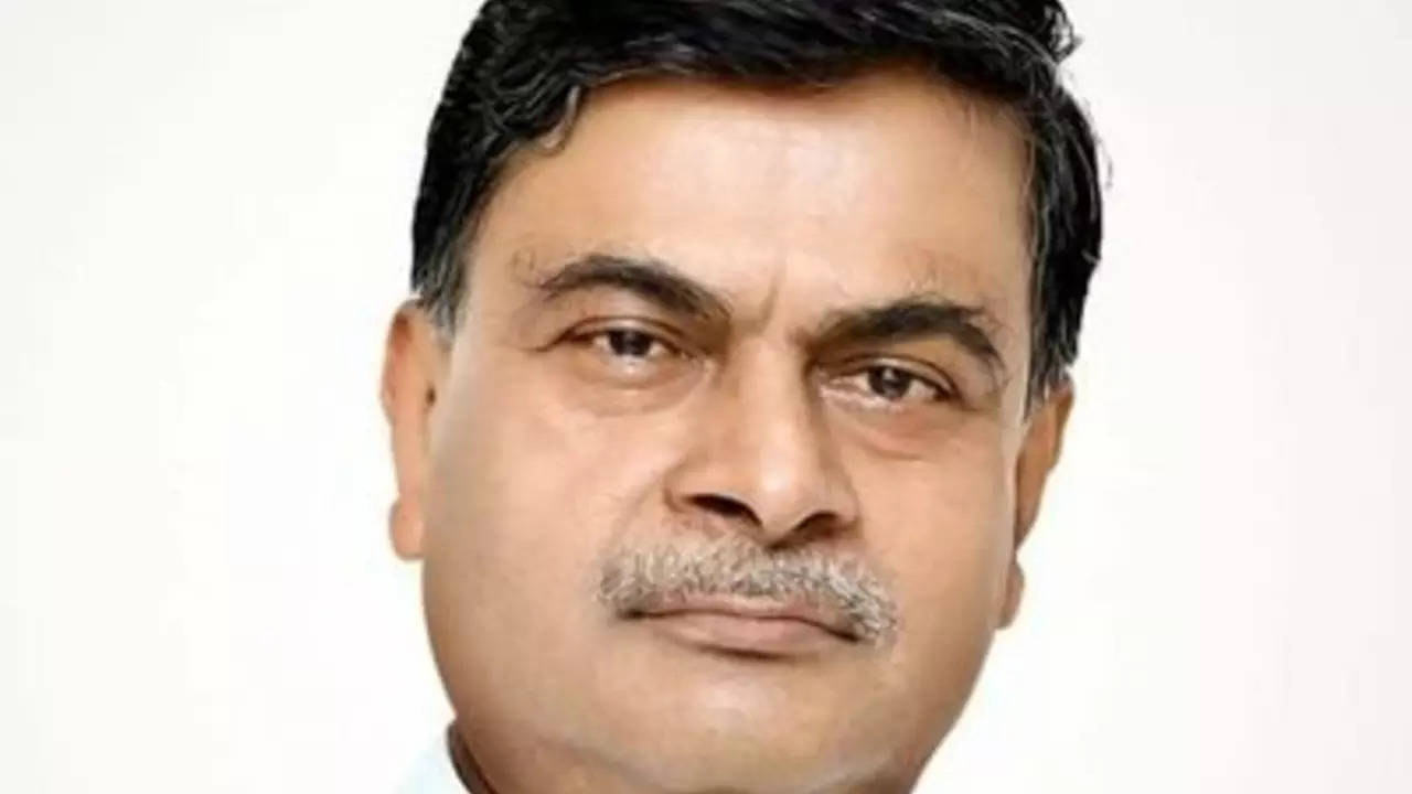 Power minister RK Singh reviewed the proposed amendments recently and directed to seek comments and suggestions from concerned line ministries (Pic credit: Twitter)