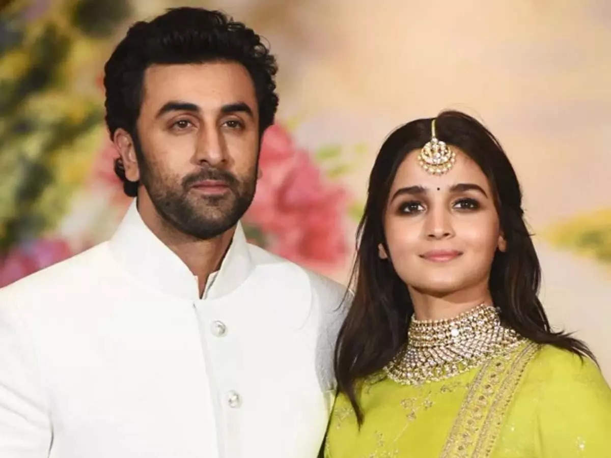 Ranbir Kapoor and Alia Bhatt are not getting married this year -Exclusive!  | Hindi Movie News - Times of India