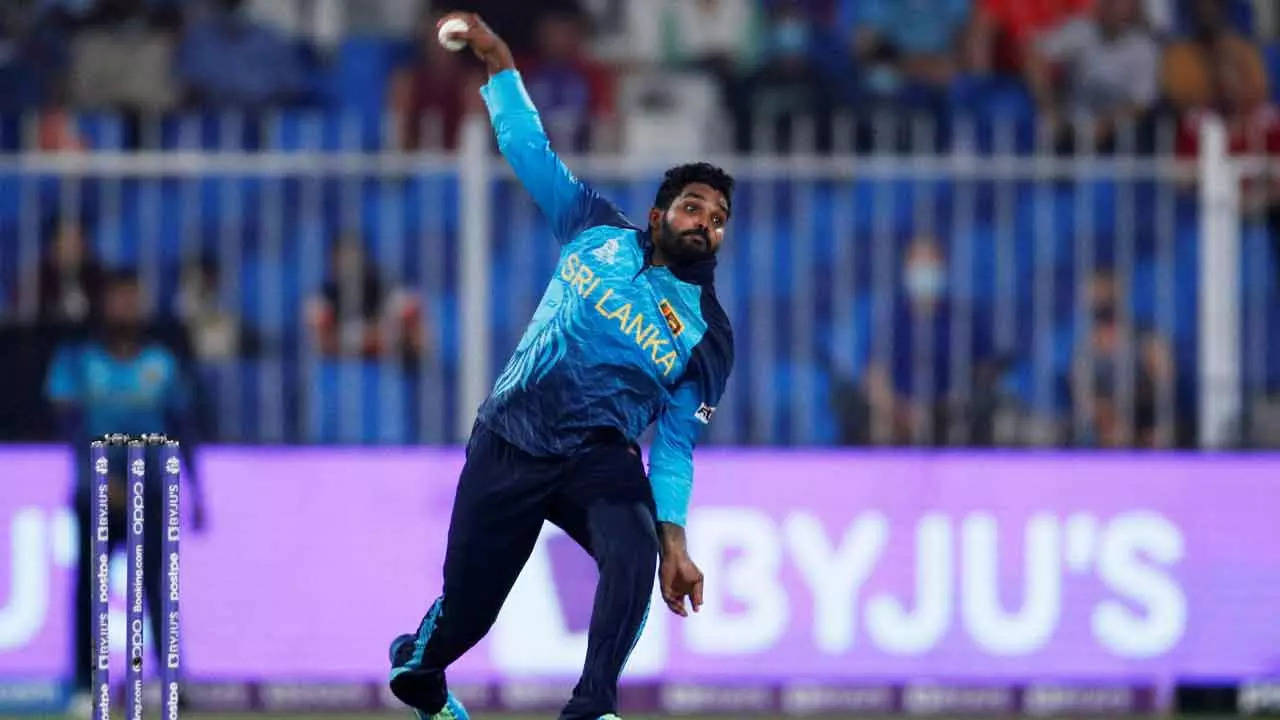 Wanindu Hasaranga scalped the important wickets of Dwayne Bravo and Kieron Pollard while giving away only 19 runs in his spell (Photo: Reuters/ICC)