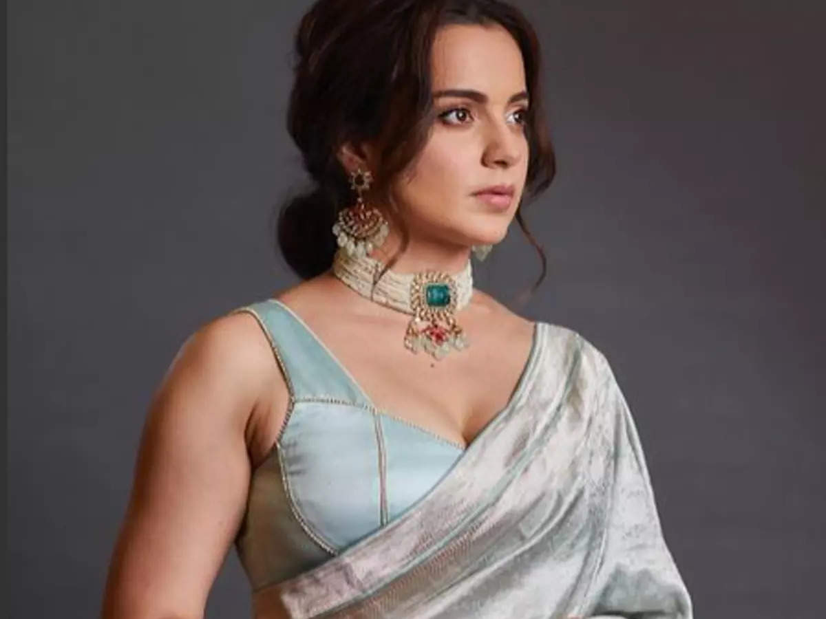 Kangana Ranaut offers to apologise and return her Padma Shri if anyone can  prove that she &#39;disrespected martyrs and freedom fighters&#39; | Hindi Movie  News - Times of India