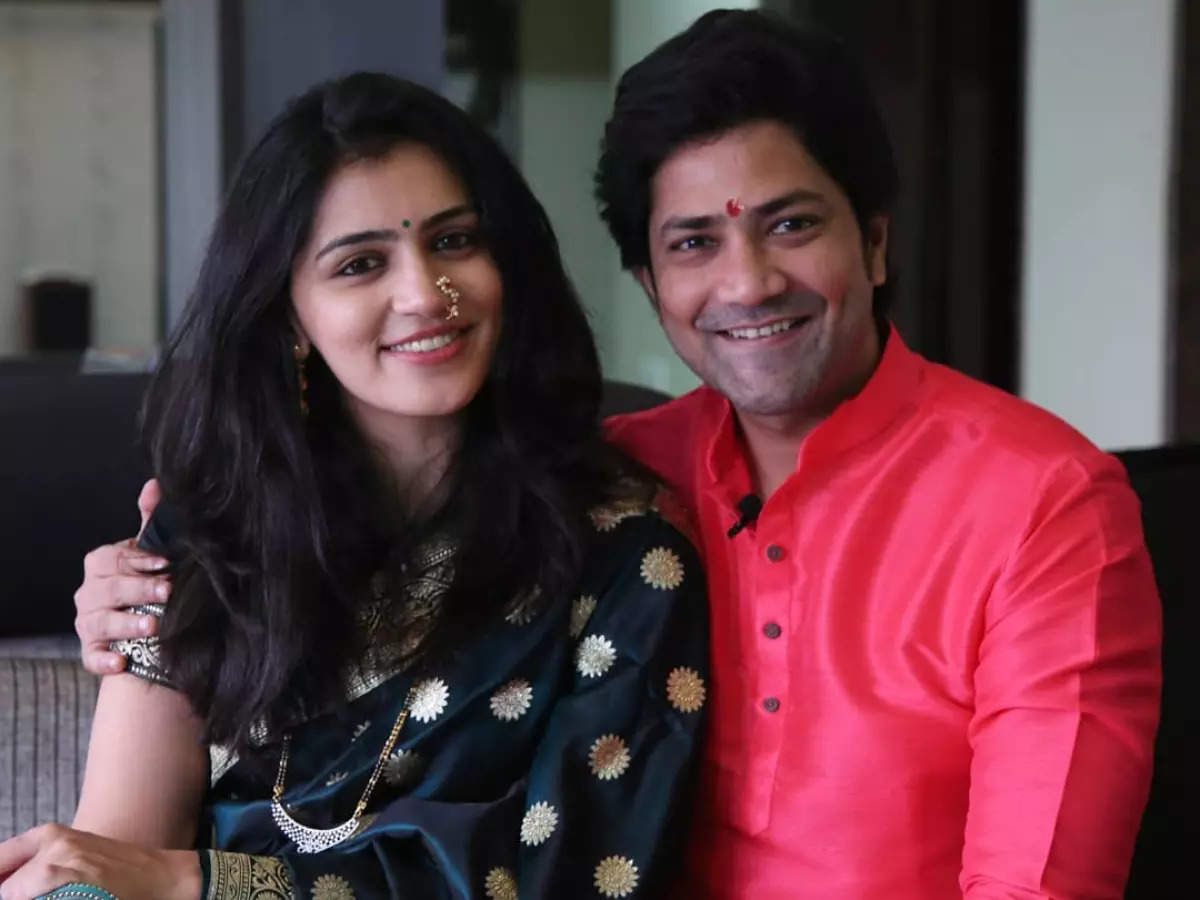 Sneha Chavan: Kalat Nakalat actor Aniket Vishwasrao's wife and ...