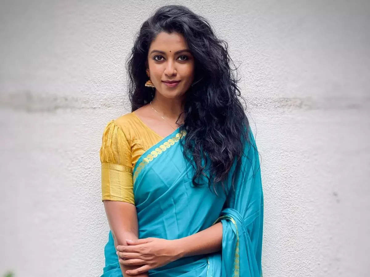 Bharathi kannamma actress name