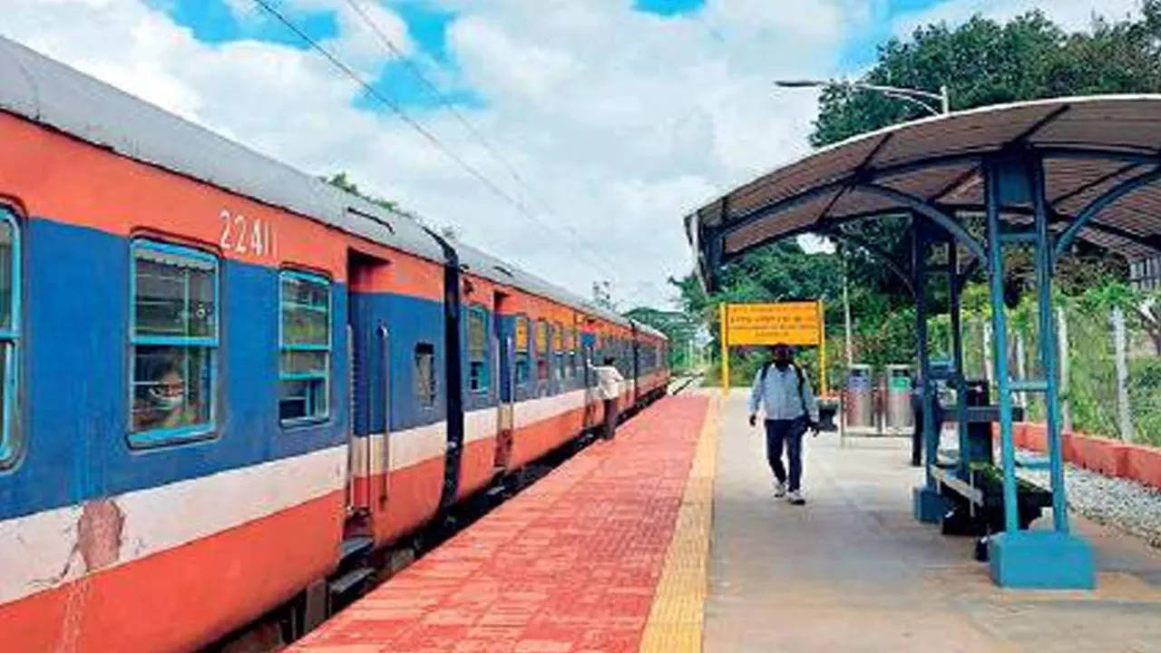Bengaluru airport passengers want one suburban train to KIA every 30  minutes | Bengaluru News - Times of India