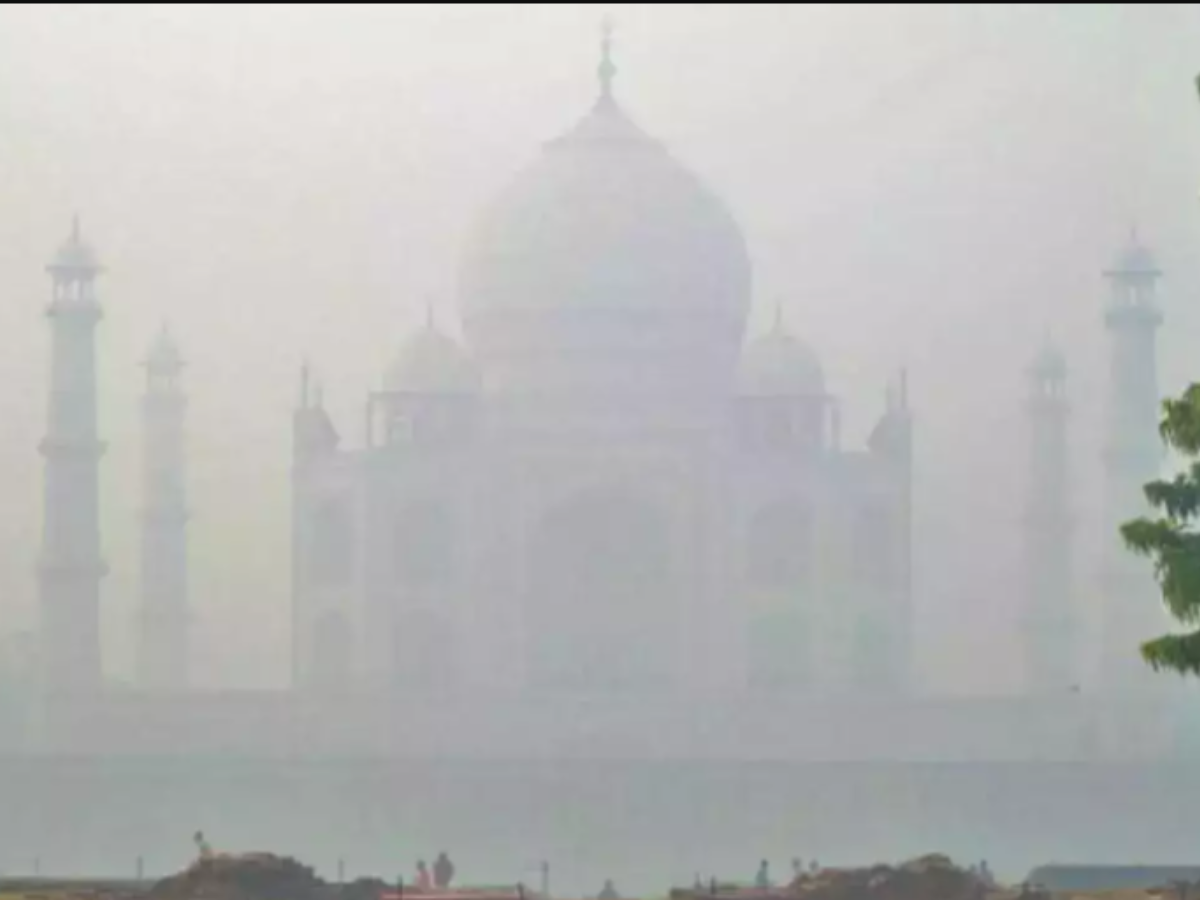 North India’s historic sites struggle to come out of the smog