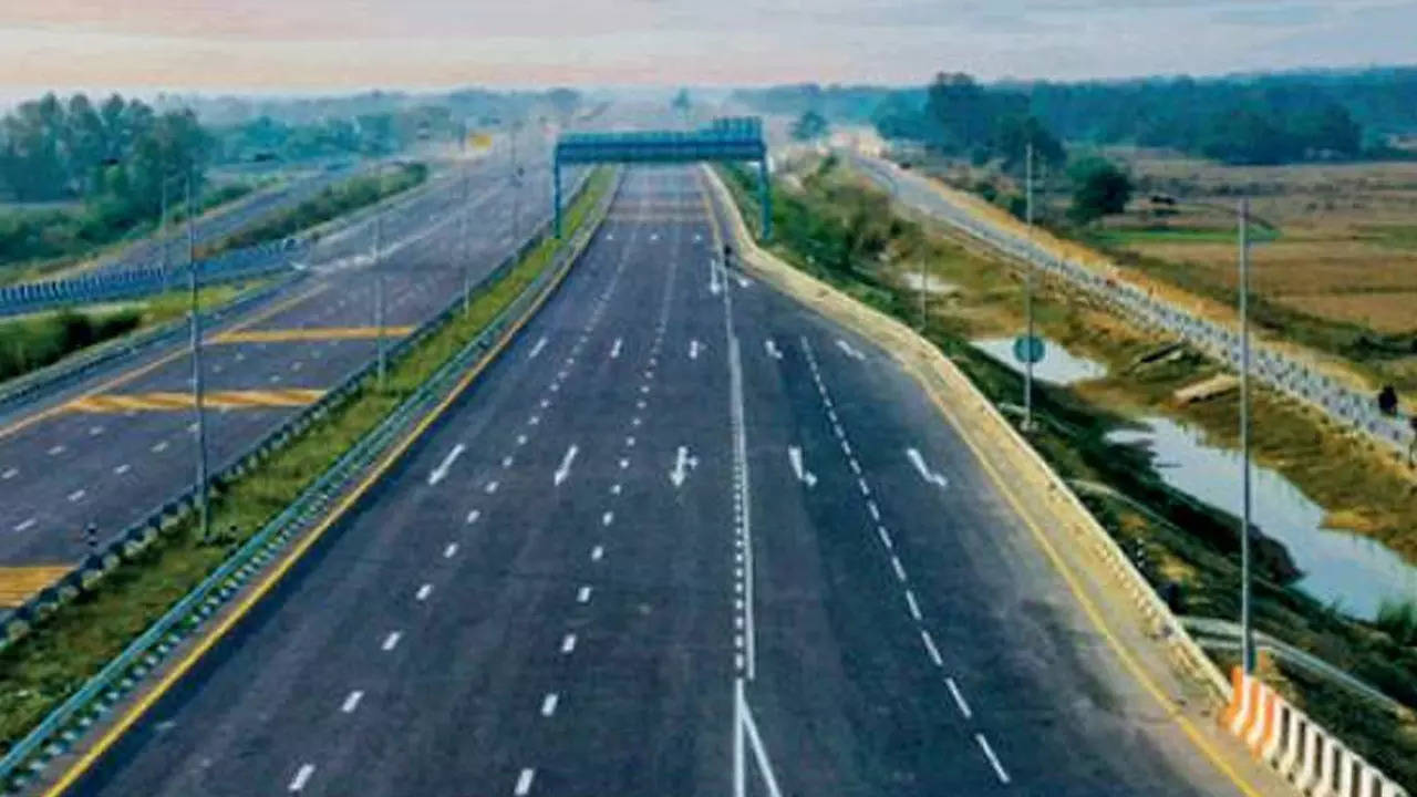 The Expressway will be built on PPP mode and tenders have been invited for design, build, finance, operate and transfer.