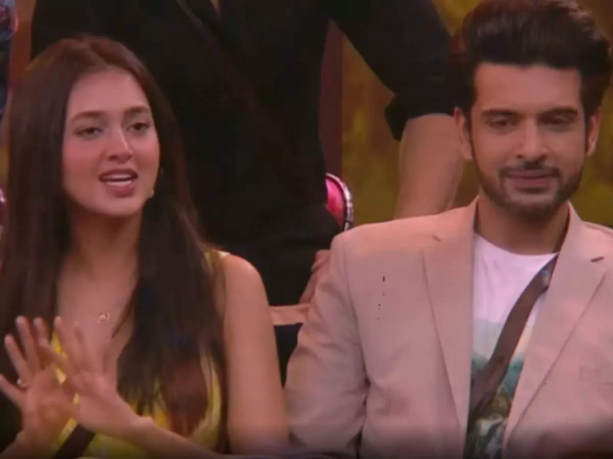 Bigg Boss 15: Karan Kundrra gets insecure of Tejasswi Prakash and Vishal Kotian&#39;s bond; the actress asks &#39;Did you ever had this mentality with any of your Ex GF&#39;s&#39; - Times of India