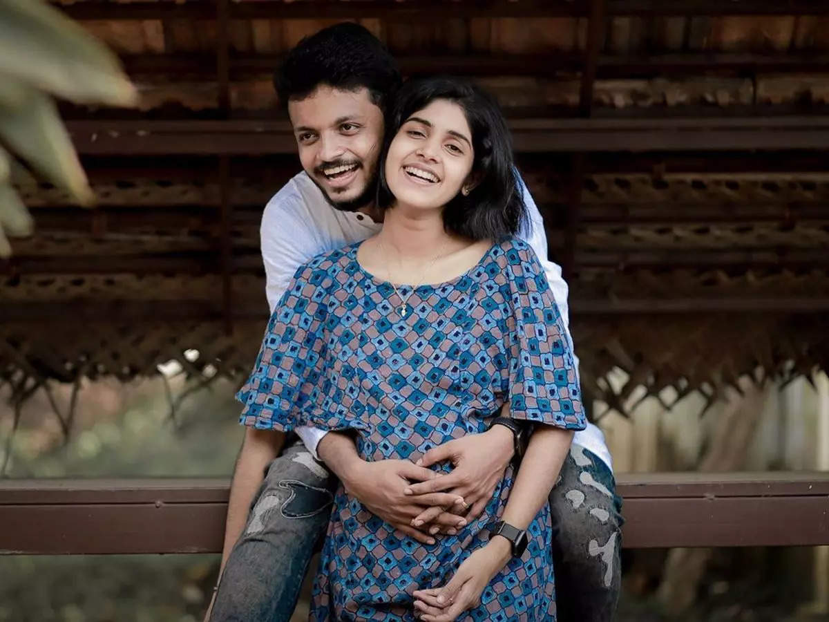 Sa Re Ga Ma Pa Keralam Winner Libin Scaria Blessed With A Baby Boy Times Of India