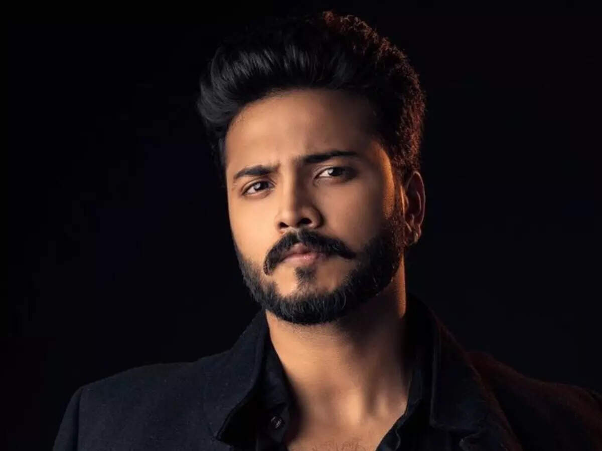 Vijay Suriya to make his TV comeback with soon-to-be-launched 'Doctor Karna' - Times of India Vijay Suriya to make his TV comeback with soon-to-be-launched 'Doctor Karna' - Times of India