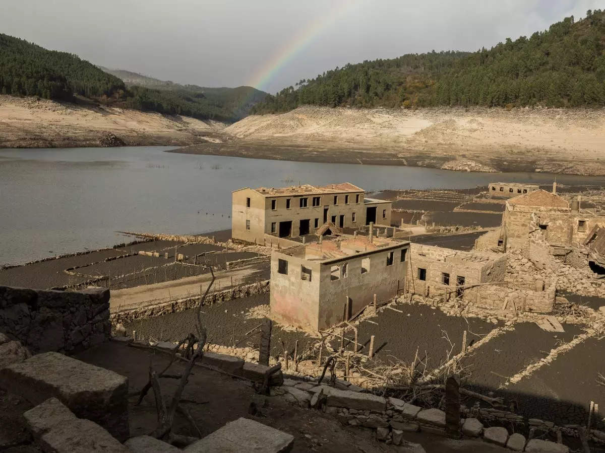This abandoned Spanish village reappears after lying underwater for 30 years