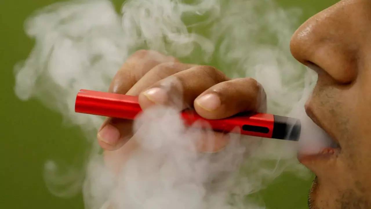 New Zealand's smoking ban overlooks worry about growing youth vaping -  Times of India