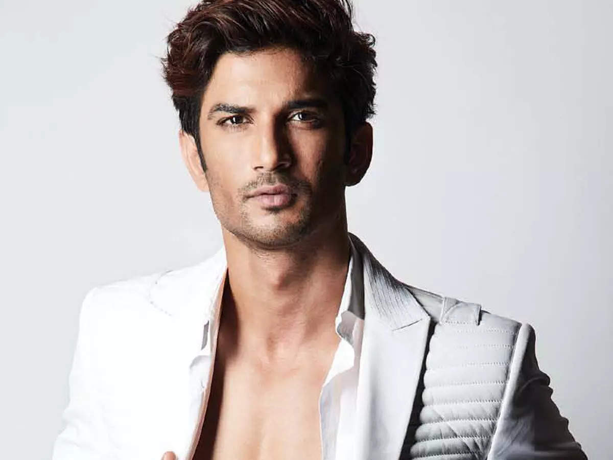 Abhishek Kapoor recalls people saying Sushant Singh Rajput was 'not a  star'; says whole world became his fan after death | Hindi Movie News -  Times of India
