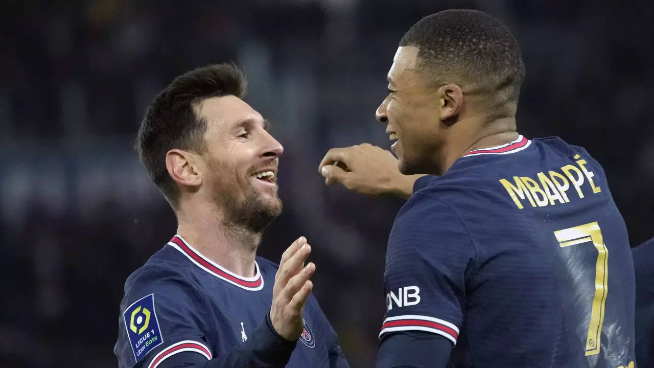 Ligue 1 Mbappe Double Gives Psg 2 0 Win Over Monaco Football News Times Of India