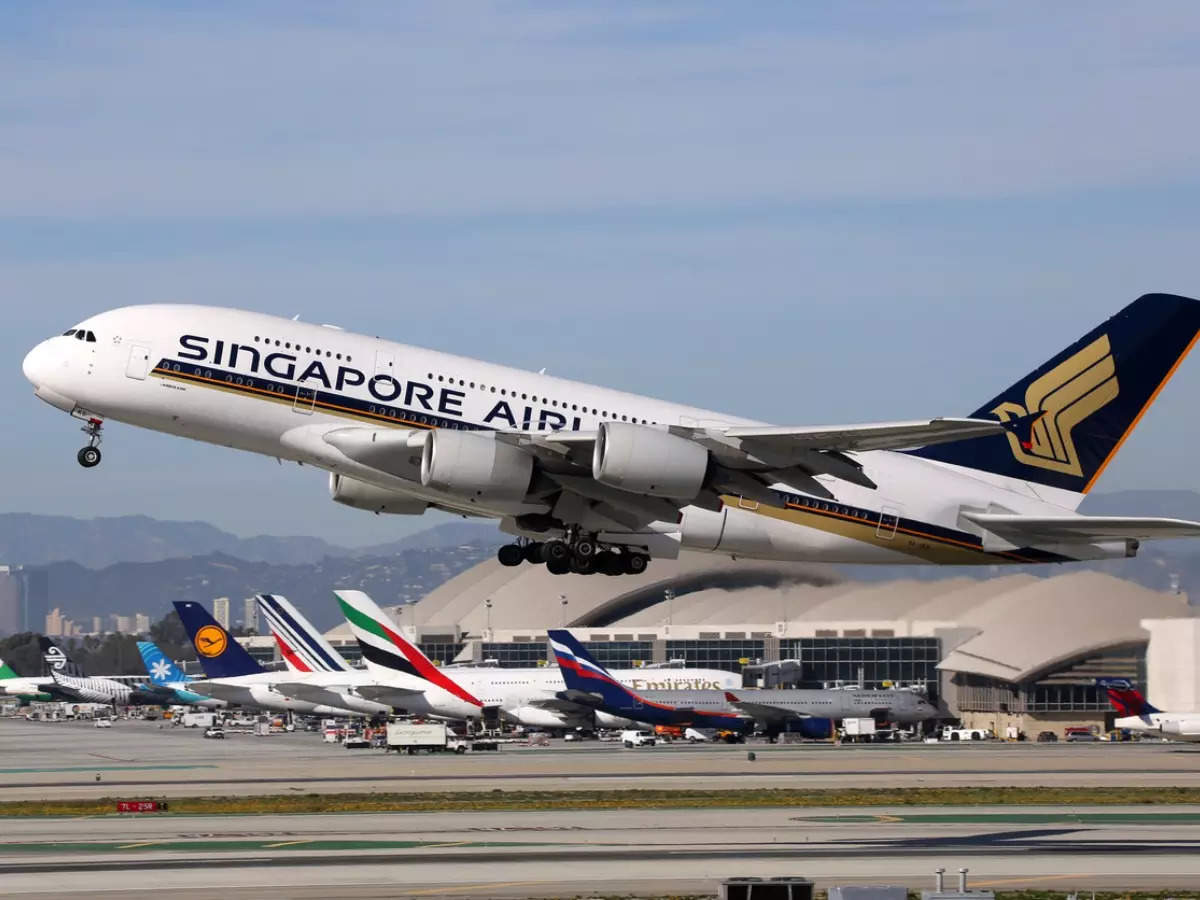Singapore Airlines stops taking bookings for VTL flights temporarily