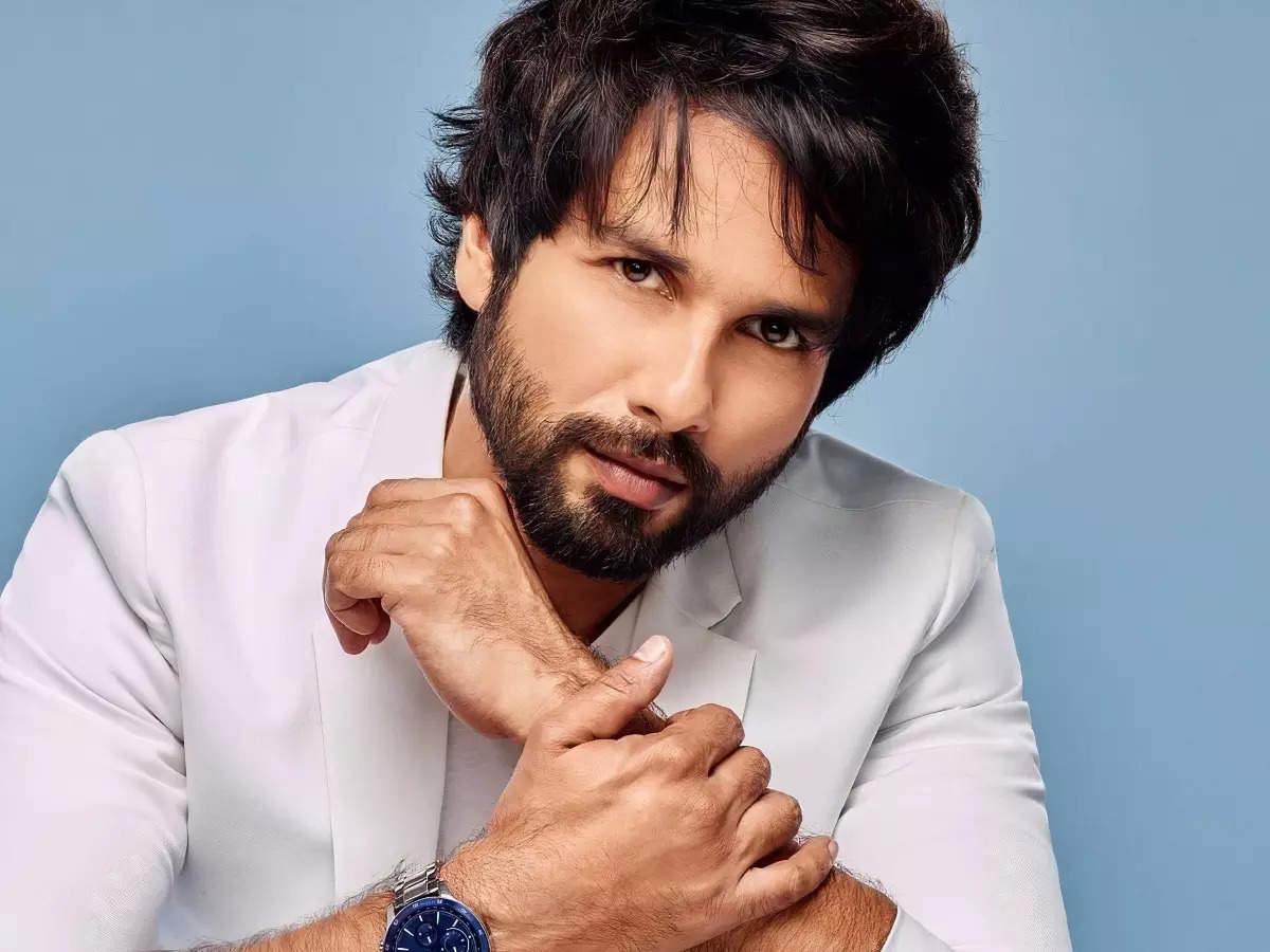 Shahid Kapoor opens up about nepotism row in Bollywood, says, &#39;I didn&#39;t get a big launch&#39; | Hindi Movie News - Times of India