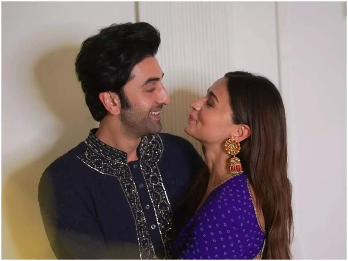 Ranbir Kapoor calls Alia Bhatt an environment-friendly firecracker and the reason will melt your heart | Hindi Movie News - Times of India