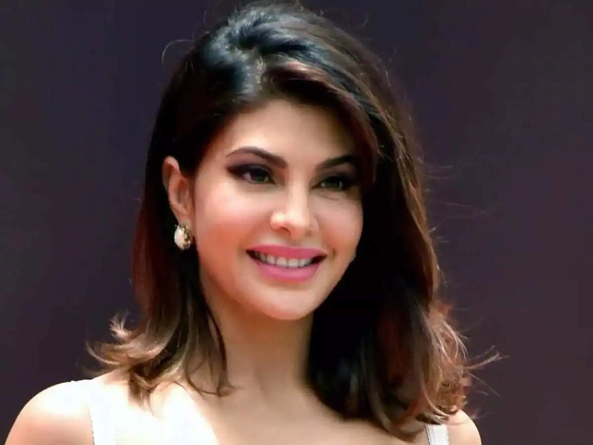 Jacqueline Fernandez releases a statement after her intimate ...