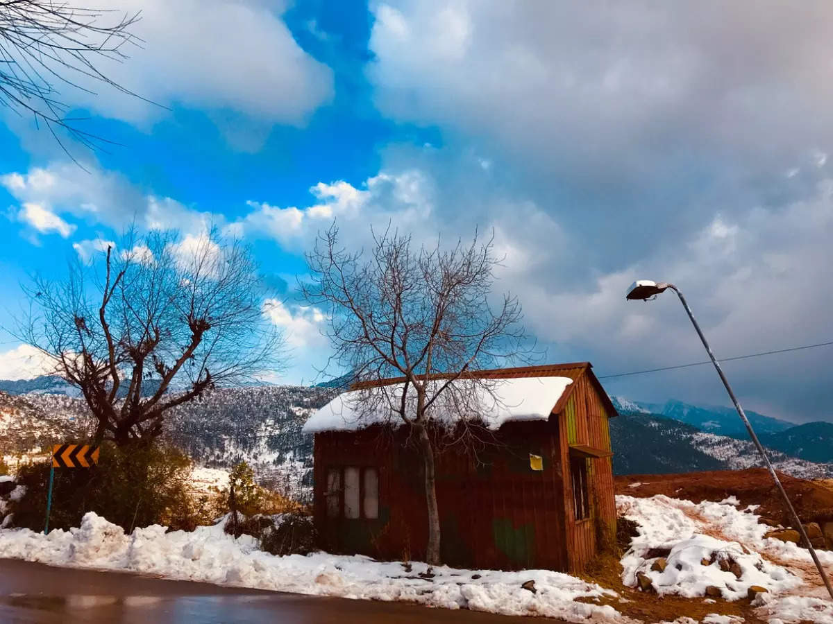 Photos of Kashmir in snowfall