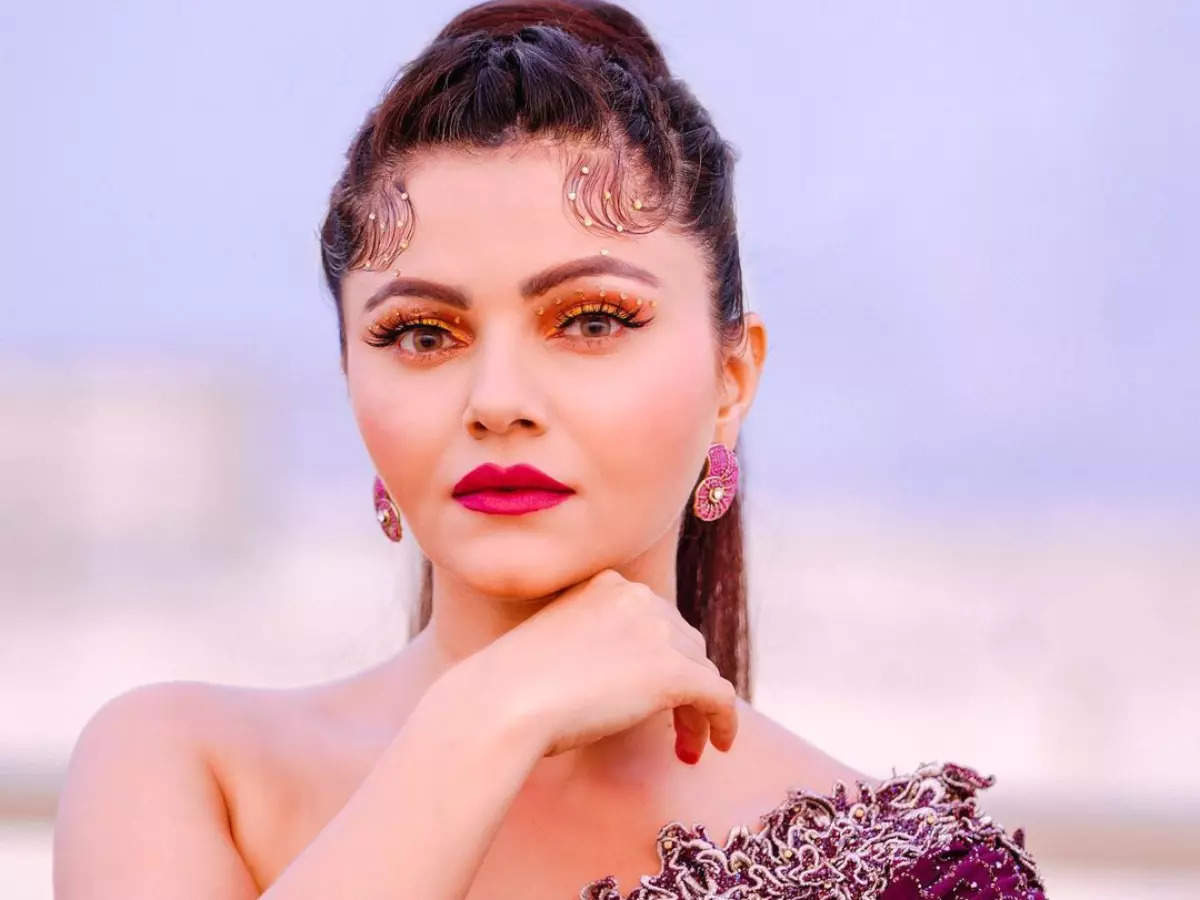 Rubina Dilaik’s latest post indicates at her testing positive for COVID-19; writes, ‘Third wave crushed m - Times of India