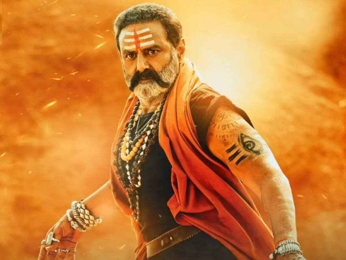 Akhanda jai balayya. Akhanda фильм. свам акханда. вивиан балакришнан. свам акханда.