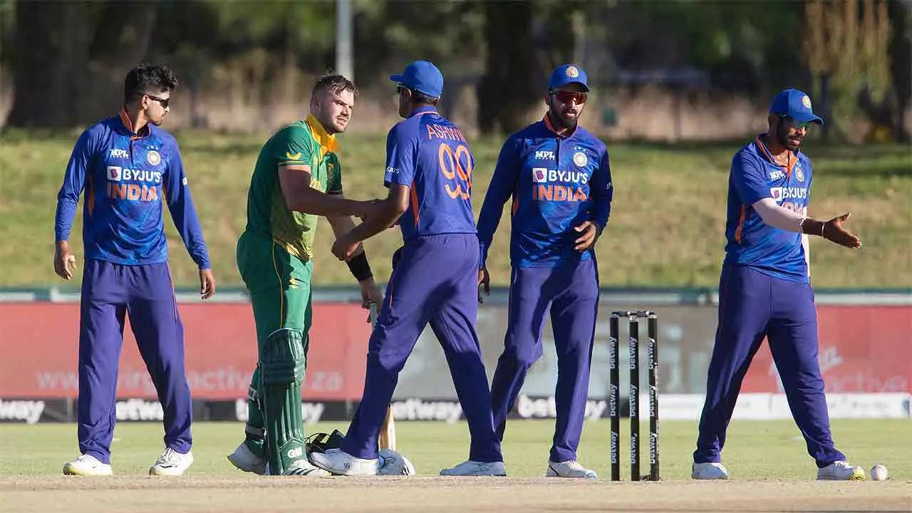 2nd ODI: Clinical South Africa pounce on listless India to seal series |  Cricket News - Times of India
