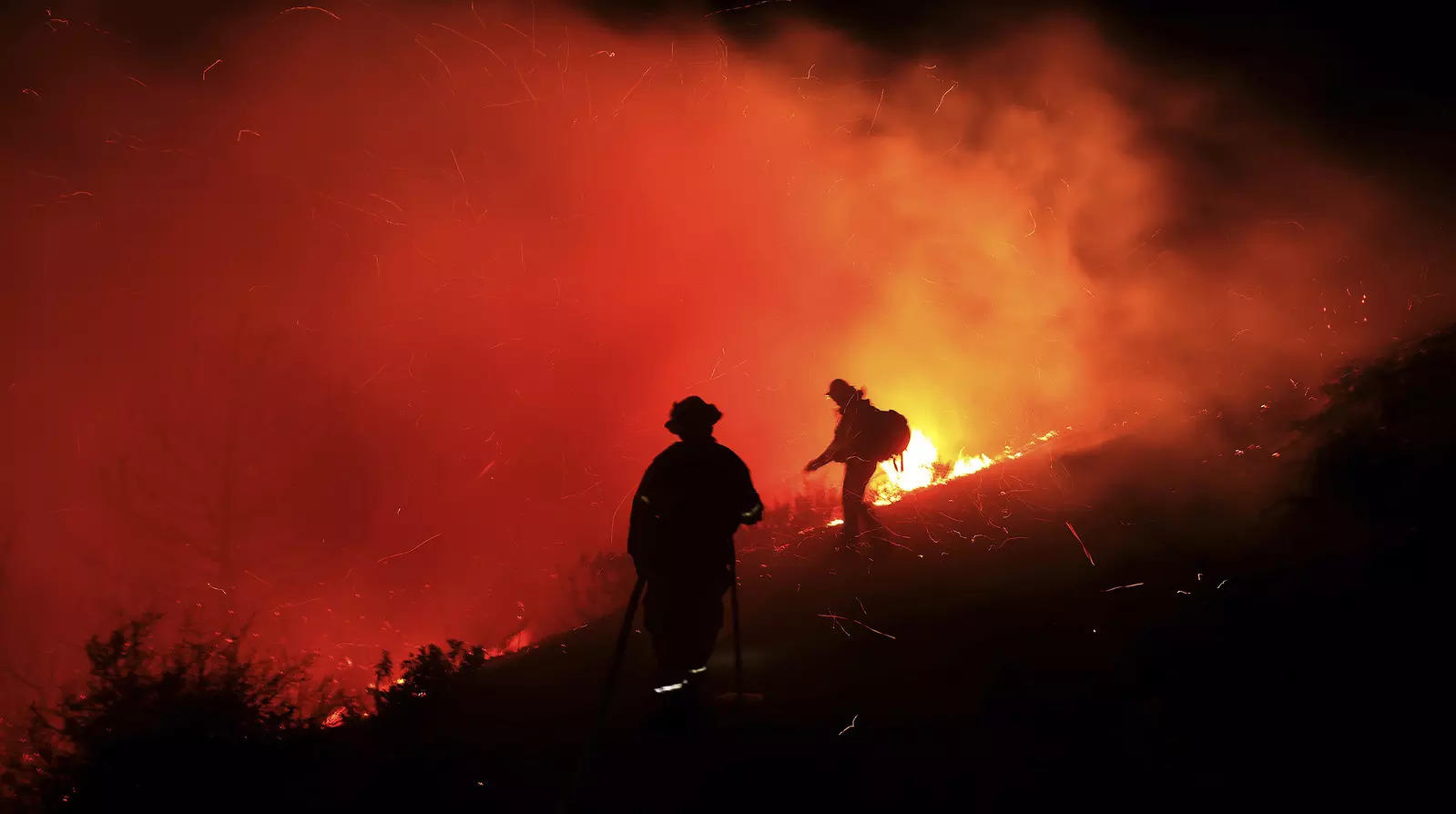 Unusual January Wildfire Strikes in California’s Big Sur