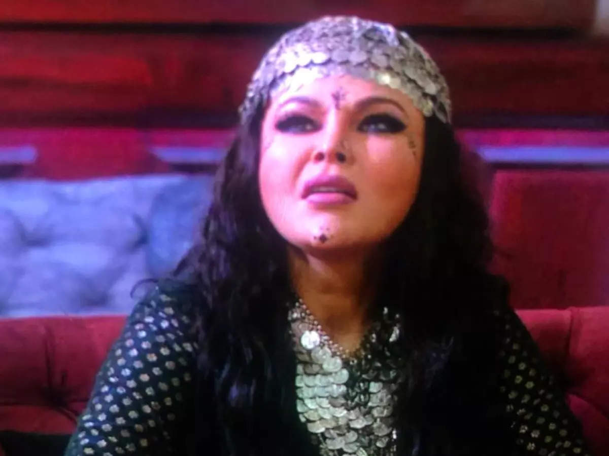 Bigg Boss 15's Rakhi Sawant gets emotional talking about her marriage with  Ritesh; says 'Will stay with him only if he gives me a certificate that I  am legally his wife' -