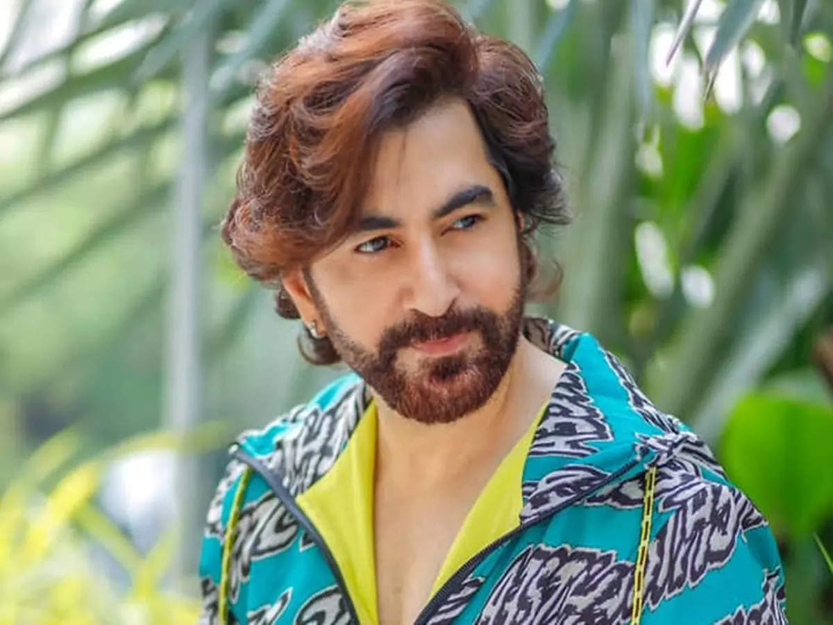 Film actor Jeet to feature in yet another non-fiction show - Times of India