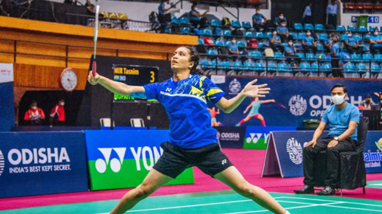 Tasnim Mir claims 1st singles title Badminton News