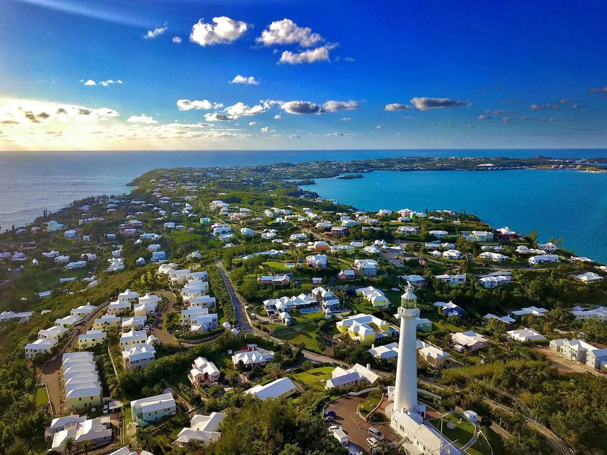 Bermuda drops testing and quarantine requirement for vaccinated travellers