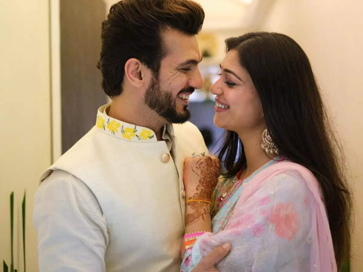 Arjun Bijlani and wife Neha Swami to participate in the reality show Smart  Jodi - Times of India