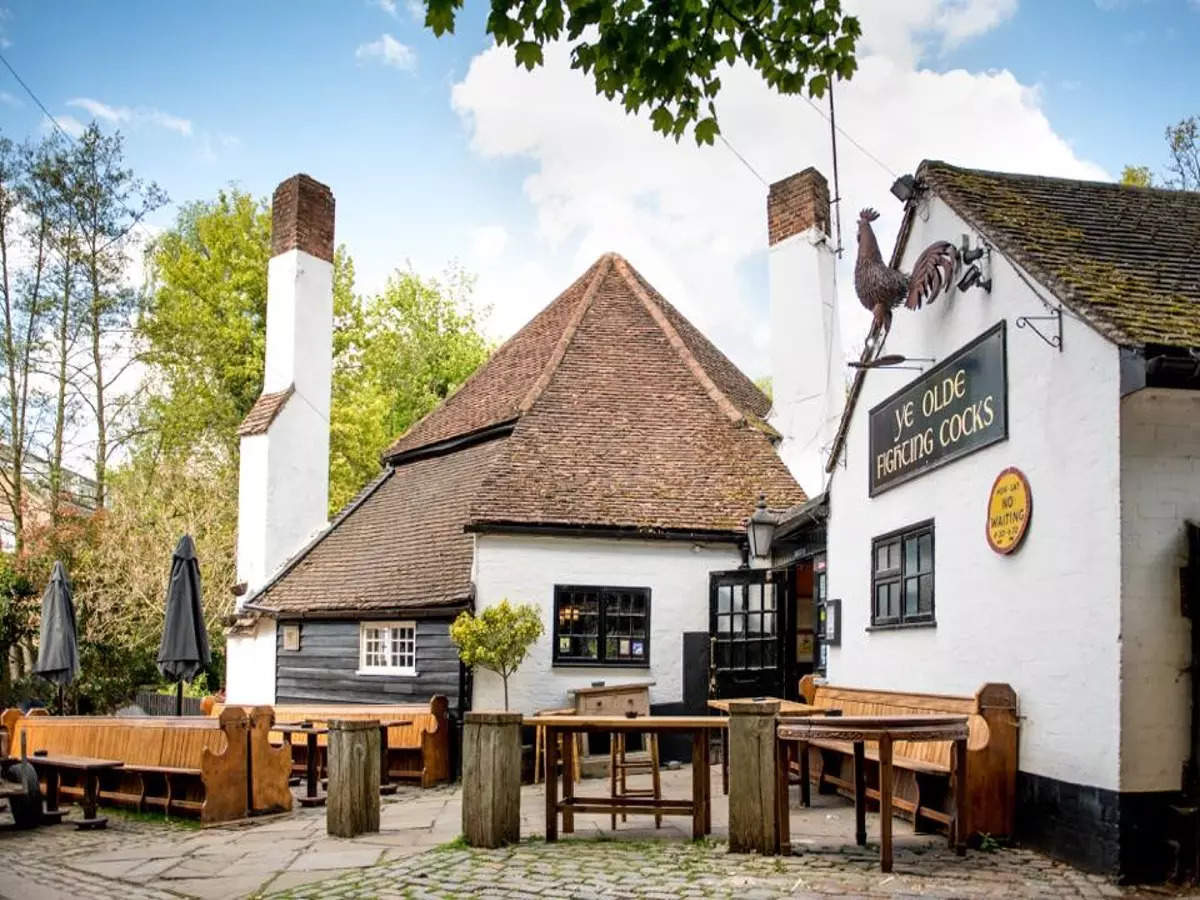 This 1000-year-old pub in St. Albans is looking for a new owner