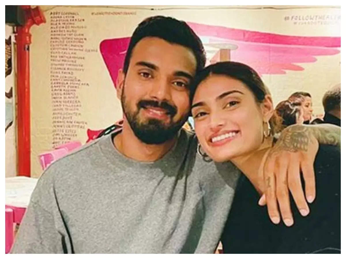 KL Rahul's romantic Valentine's Day wish for ladylove Athiya Shetty is simply too sweet for words | Hindi Movie News - Times of India