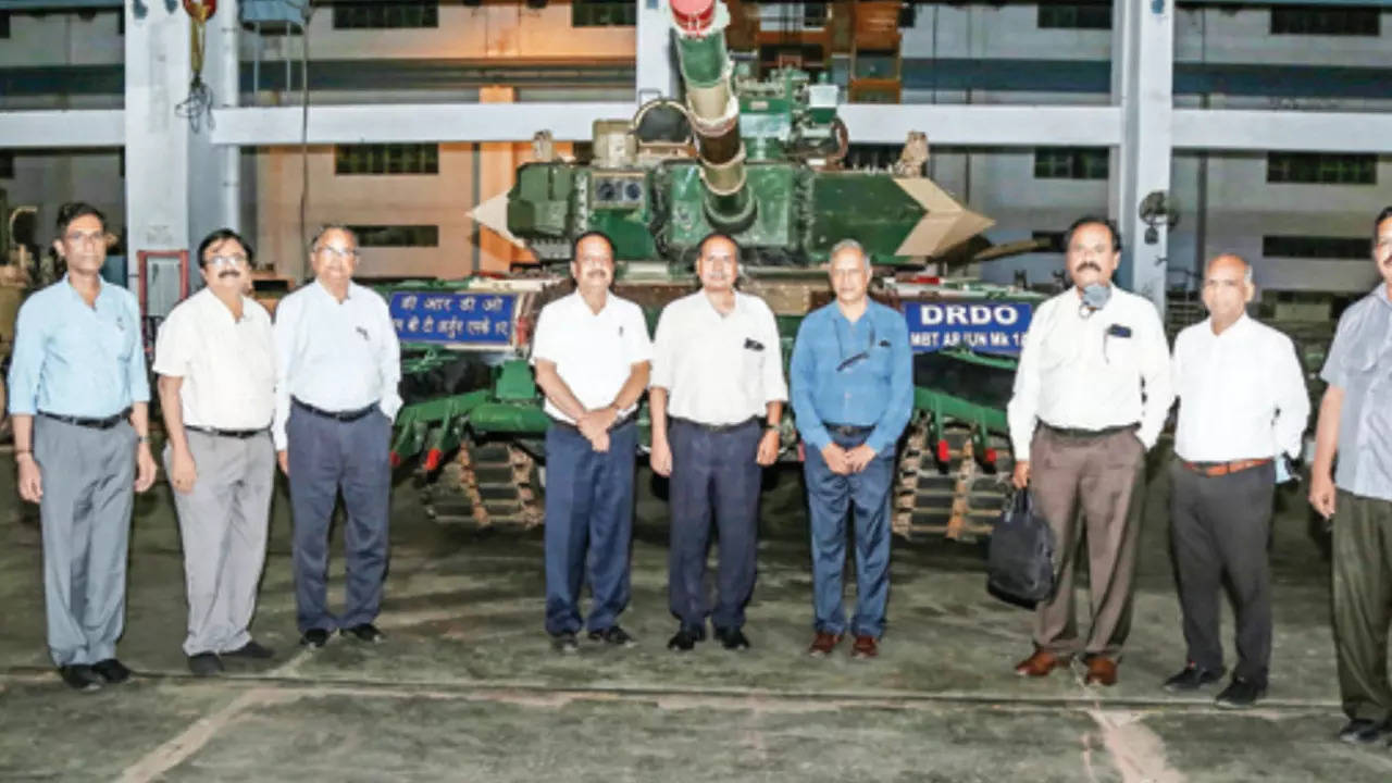 A group of MSMEs guided by the TN Industrial Investment Corporation visited the Combat Vehicles Research and Development Estate in Avadi near Chennai