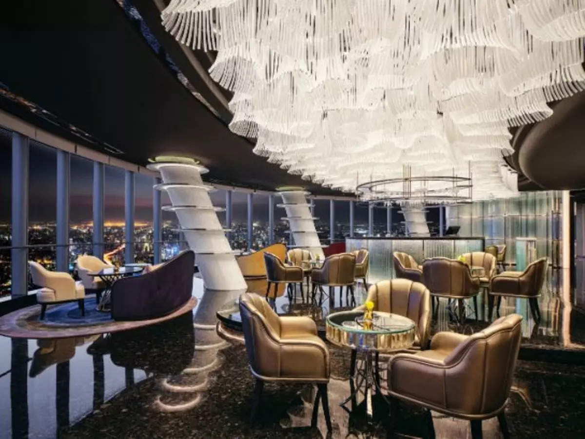 Shanghai becomes home to the world's highest restaurant in a building!