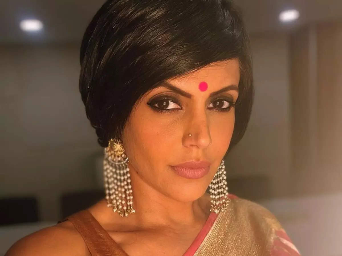 Mandira Bedi Exclusive Interview: I took a break from prayer but didn't  question God - Times of India