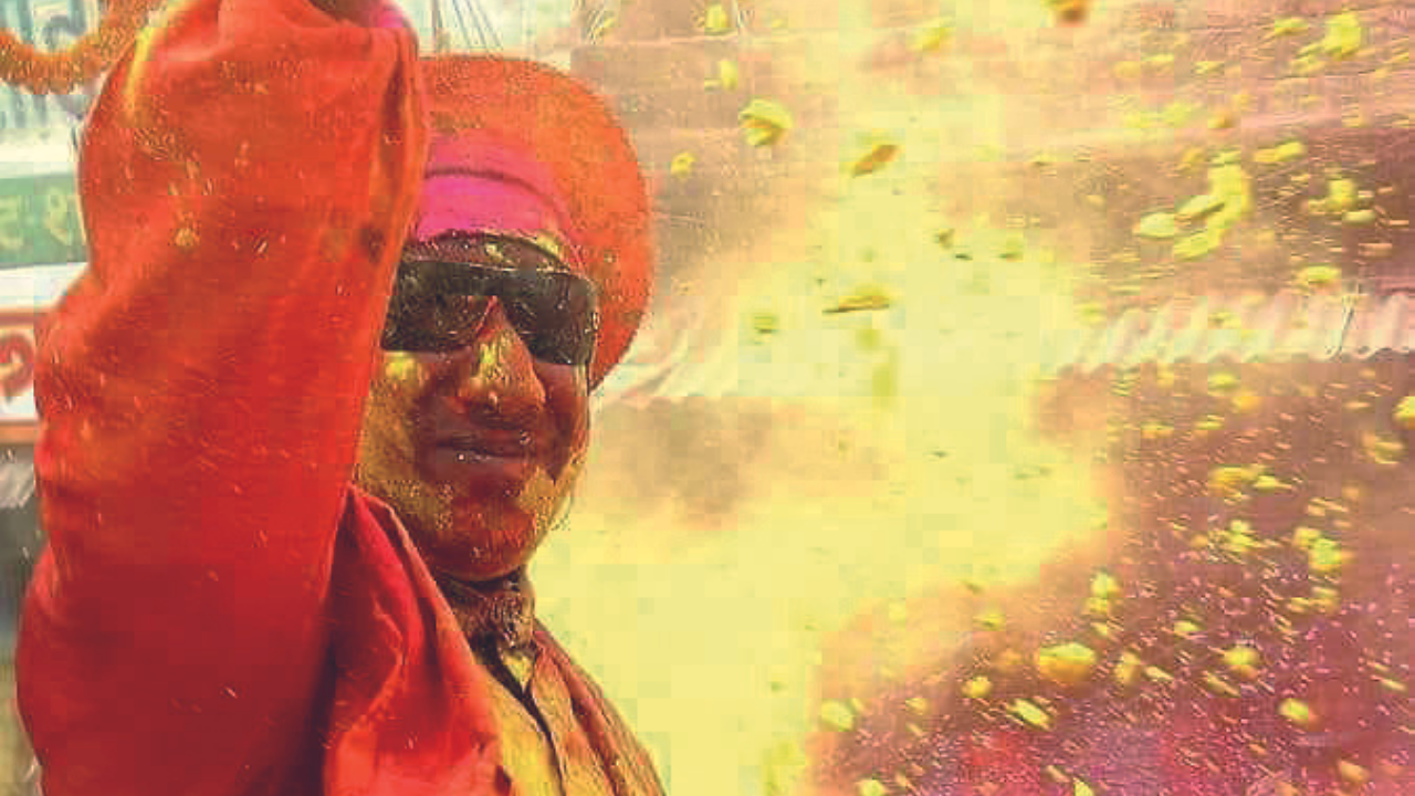File photo of CM Yogi during Holi shobha yatra in Gorakhpur
