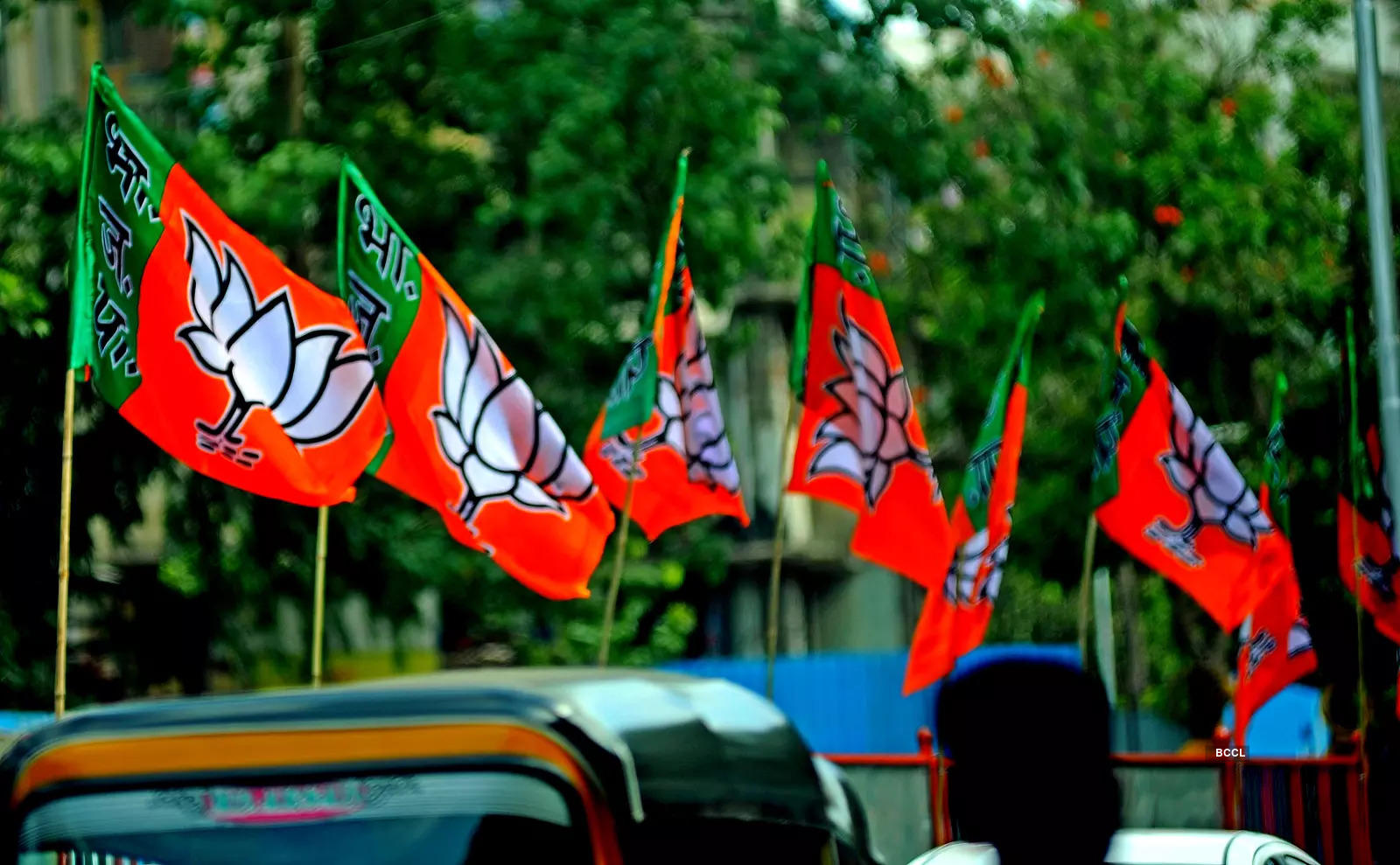 BJP to stake claim to form govt in Goa on Monday | India News - Times of India