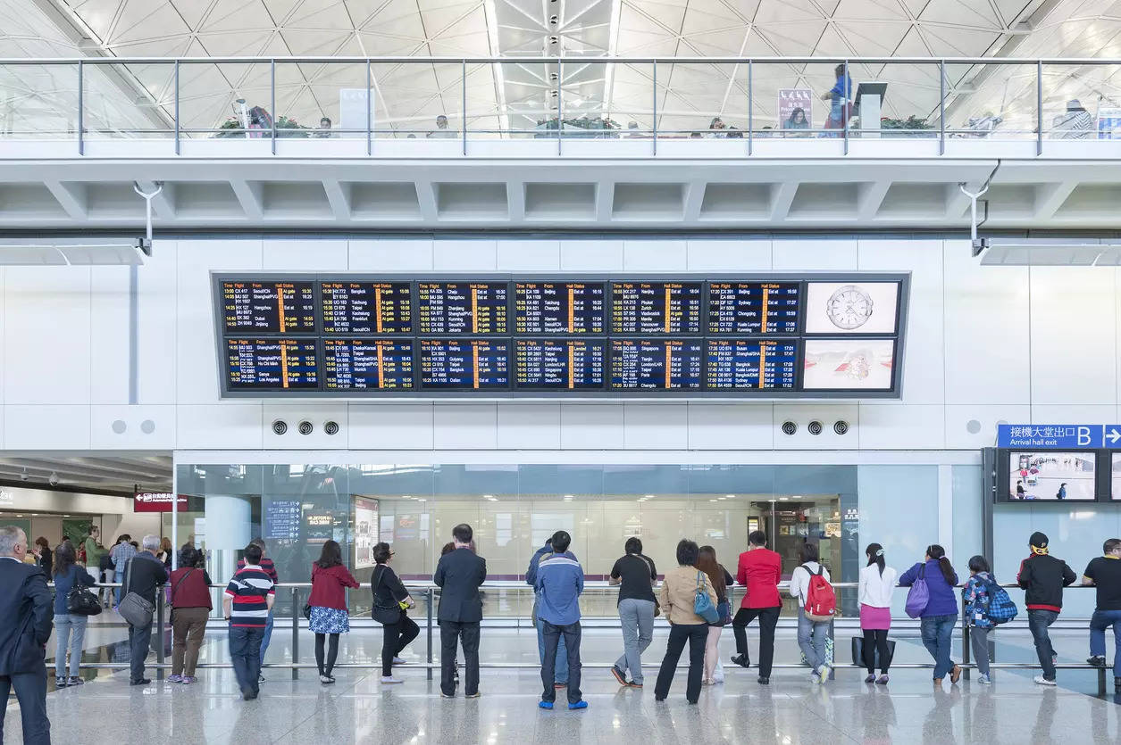 Hong Kong to remove ban on international flights from April 1