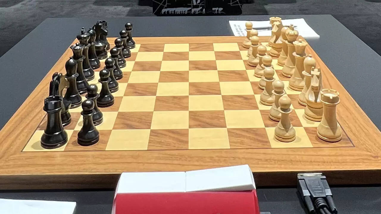 Teenager Shivika stuns GM Laxman in Delhi Open chess | Chess News - Times  of India