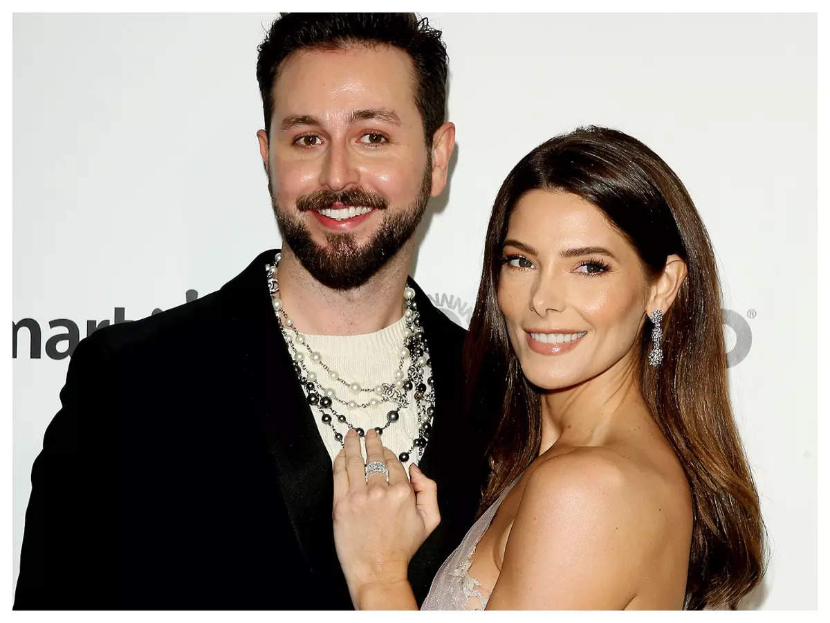 Twilight' actor Ashley Greene, husband Paul Khoury are expecting first baby  | English Movie News - Times of India