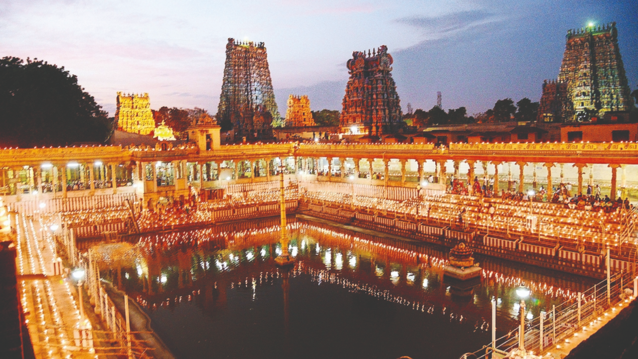 Meenakshi Temple Tank To Get Facelift Before Chittirai Fest | Madurai News  - Times of India