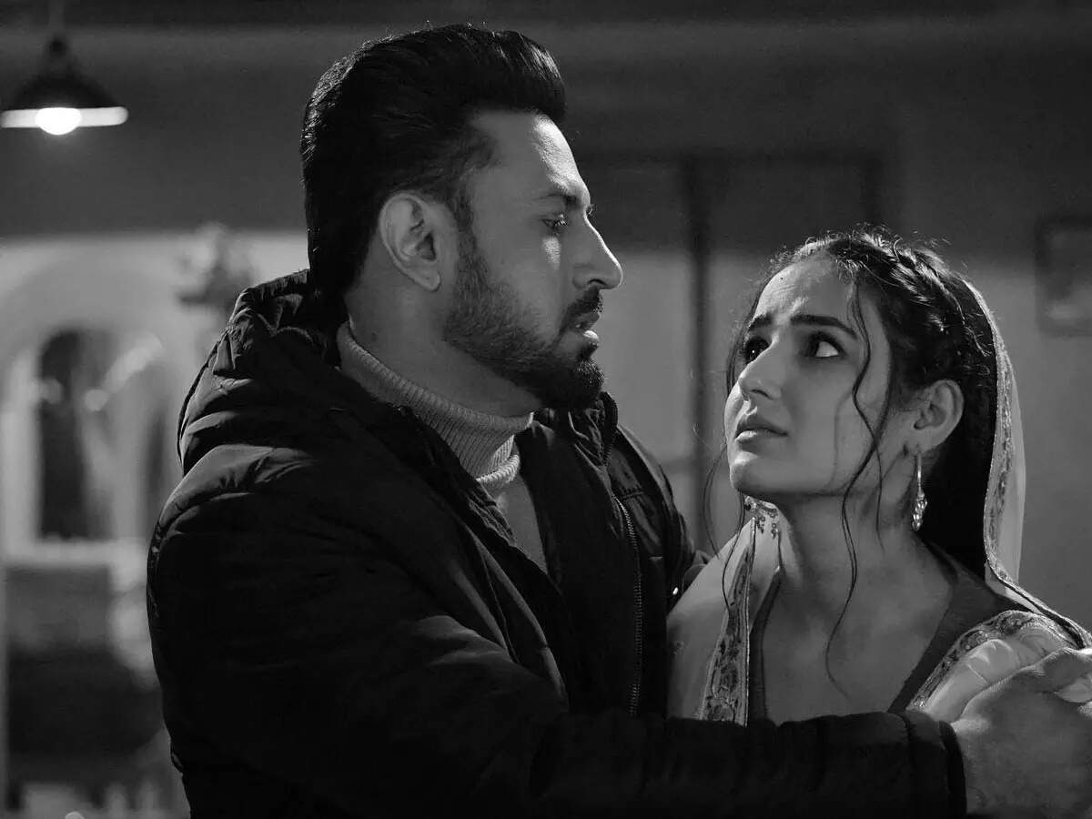 Gippy Grewal and Jasmin Bhasin's fun banter is too cute to miss | Punjabi Movie News - Times of India Gippy Grewal and Jasmin Bhasin's fun banter is too cute to miss | Punjabi Movie News - Times of India
