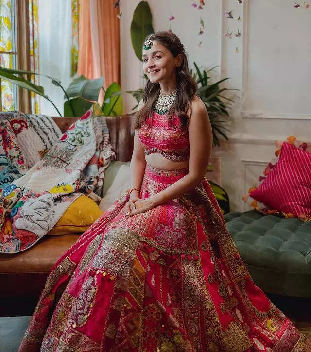 Alia Bhatt's Mehendi lehenga was 