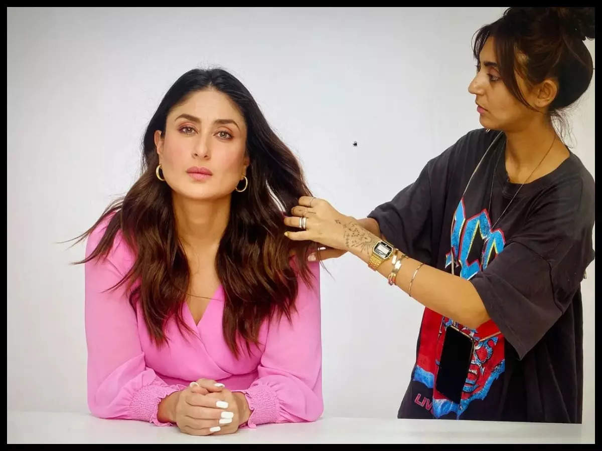 Kareena Kapoor Khan seeks fans' suggestions for her hair colour while  styling for her digital debut 'The Devotion of SuspectX' | Hindi Movie News  - Times of India
