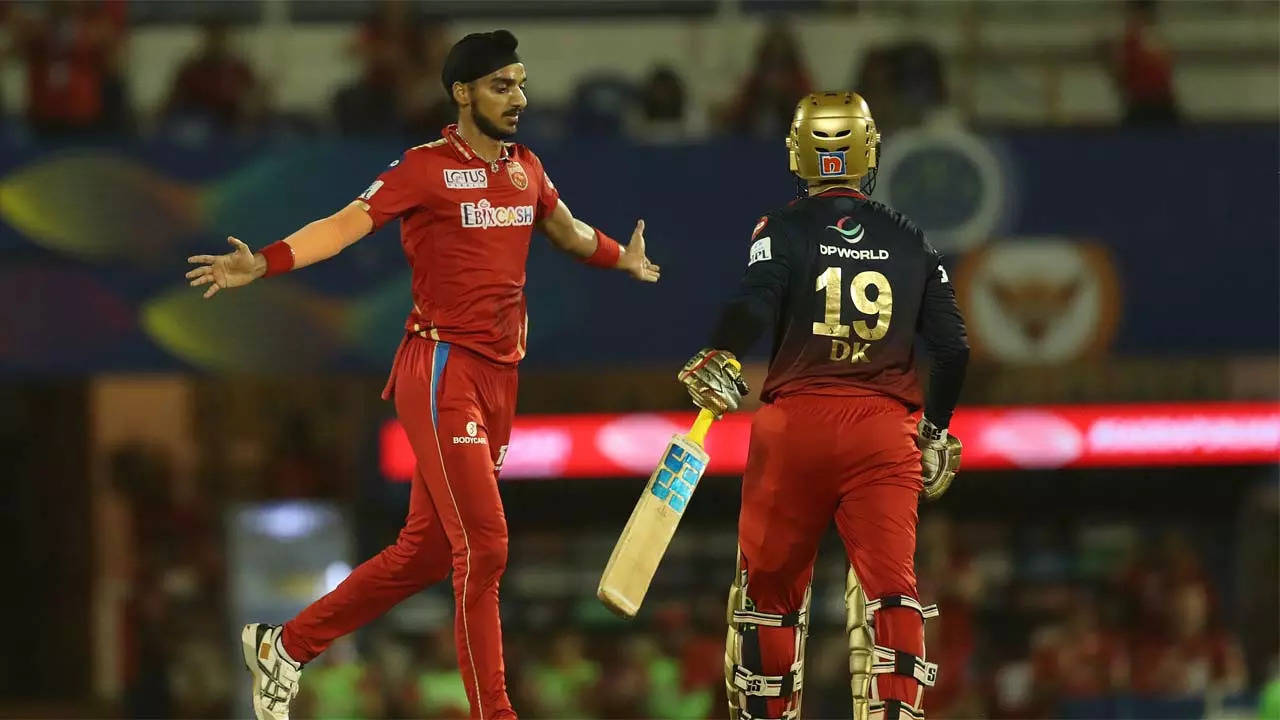 RCB vs PBKS Highlights, IPL 2022: All-round Punjab crush Bangalore by 54  runs to keep playoff hopes alive - The Times of India : Punjab move up to  6th spot with 54-run